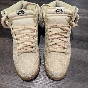 Nike Dunk Hi SB Pro Chicken n Waffles